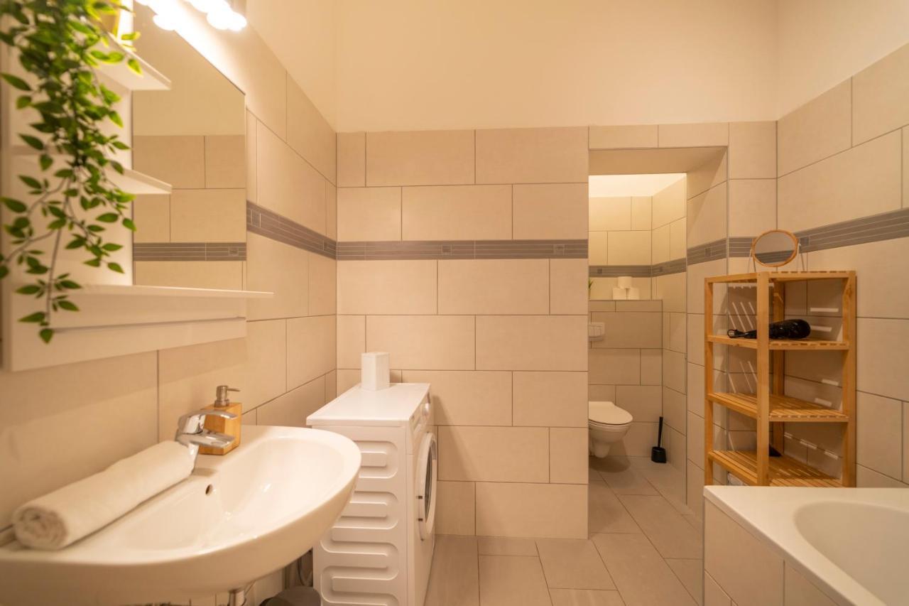 Konrad I Levestate Appartement Wenen Buitenkant foto
